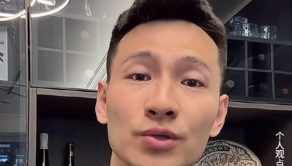 杨笑天：卡佩罗曾下放特谢拉，还说对小贝、大罗也这么干过